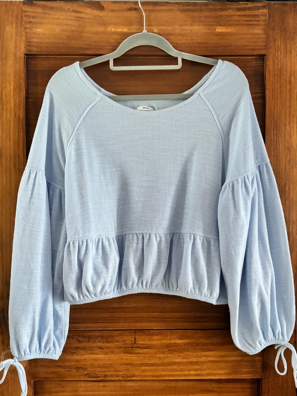 Light Blue Cropped Balloon Sleeve top